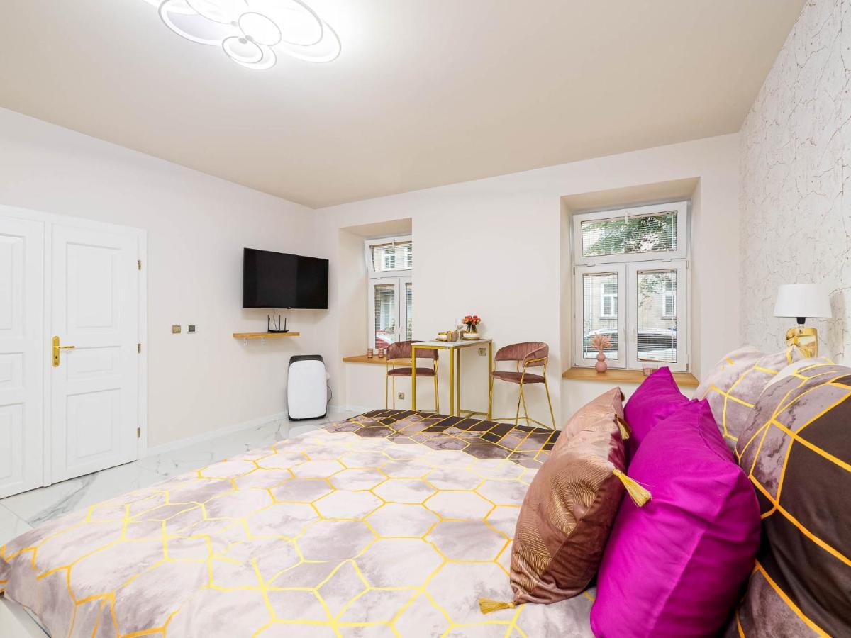 Apartament Gold Aleja Nmp 8 - Free Parking Ζεστοκόβα Εξωτερικό φωτογραφία