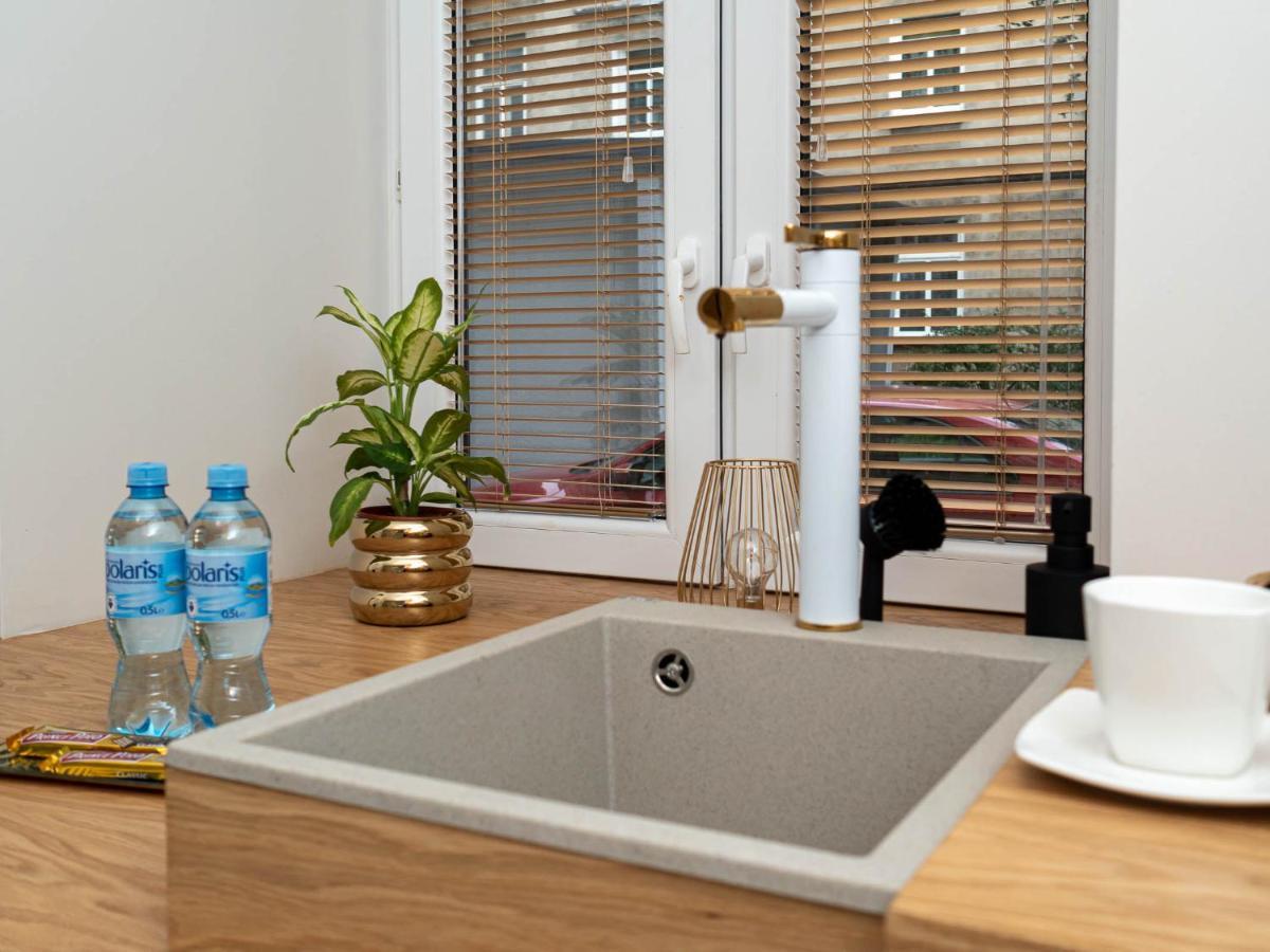 Apartament Gold Aleja Nmp 8 - Free Parking Ζεστοκόβα Εξωτερικό φωτογραφία