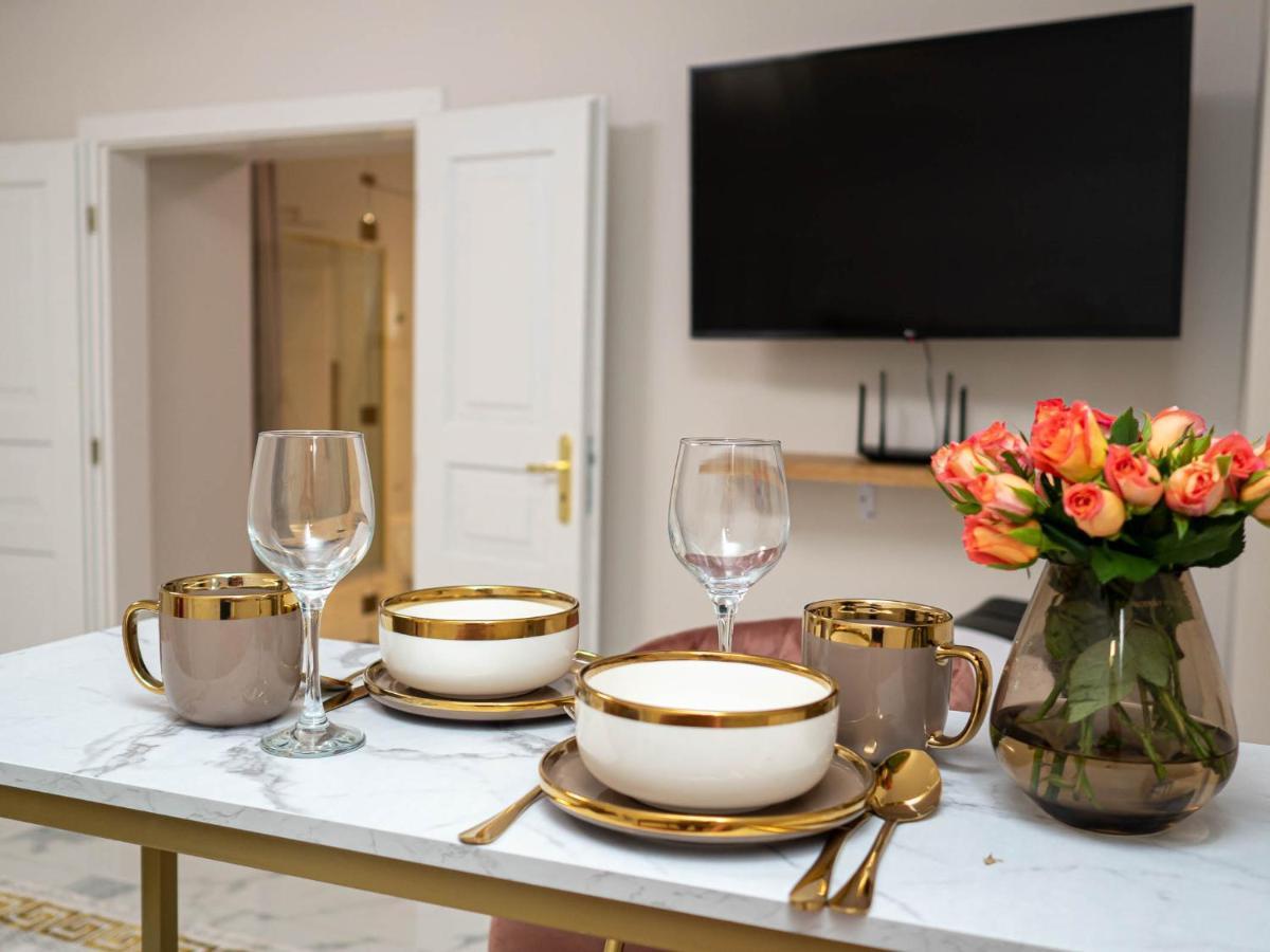 Apartament Gold Aleja Nmp 8 - Free Parking Ζεστοκόβα Εξωτερικό φωτογραφία