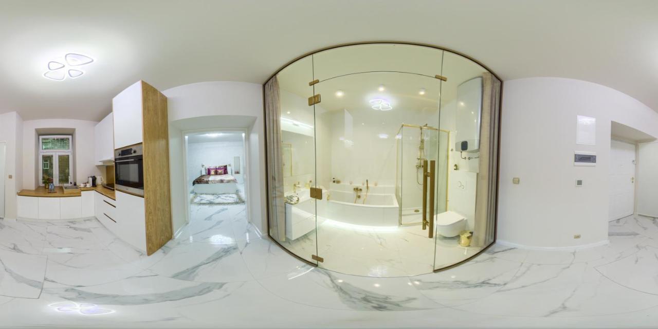 Apartament Gold Aleja Nmp 8 - Free Parking Ζεστοκόβα Εξωτερικό φωτογραφία